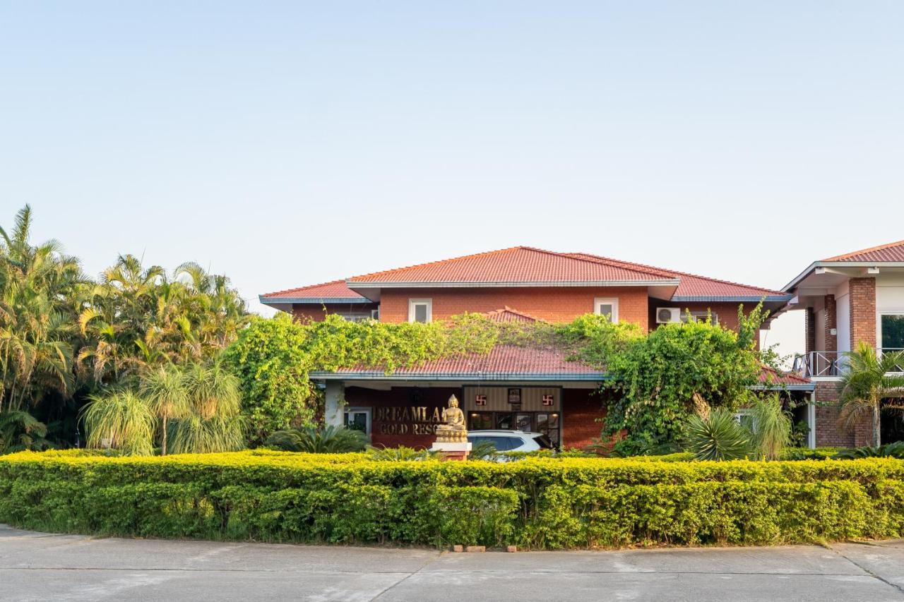 Dreamland Gold Resort & Hotel Siddharthanagar Exterior photo